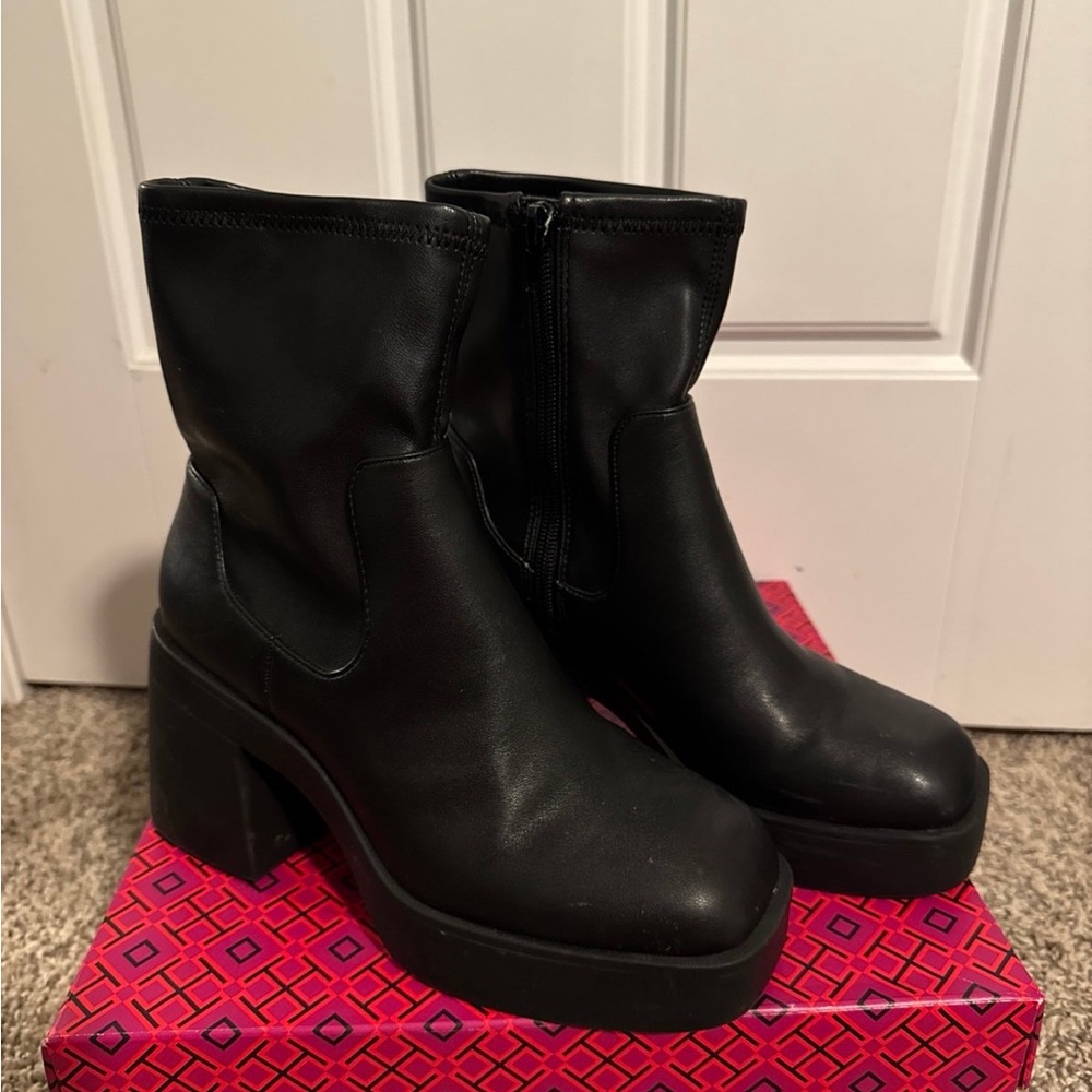Black Women's Ankle Boots
